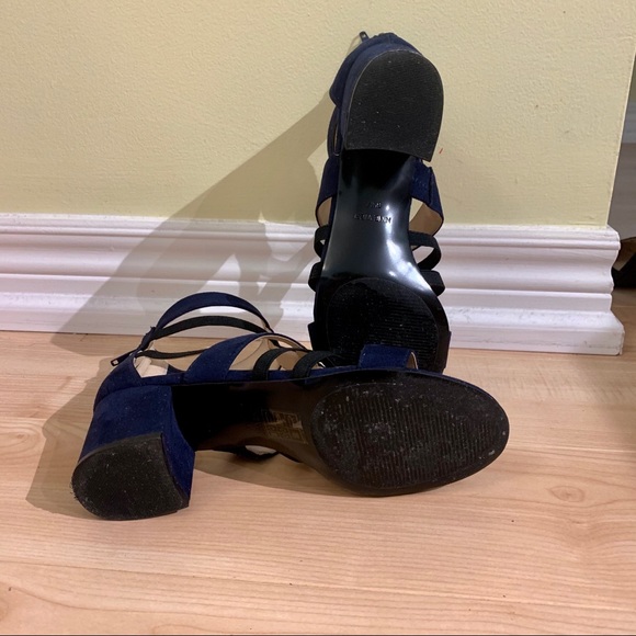 NINE WEST strappy block heel sandals - Picture 4 of 5